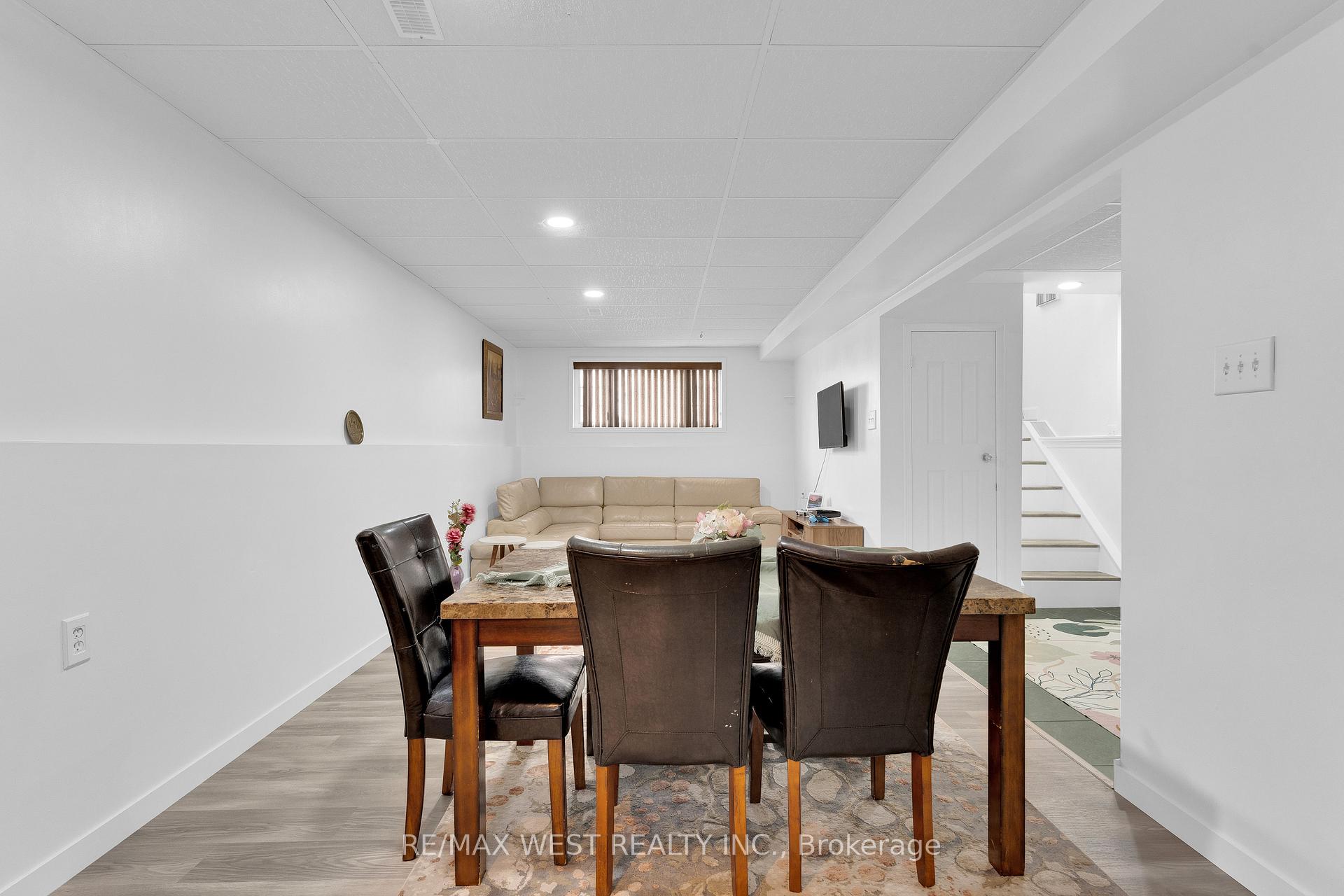 Photo 25 of 2334 California Avenue, Windsor — HOMEH