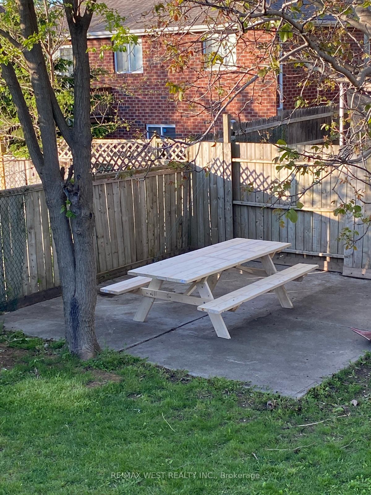 Photo 36 of 2334 California Avenue, Windsor — HOMEH