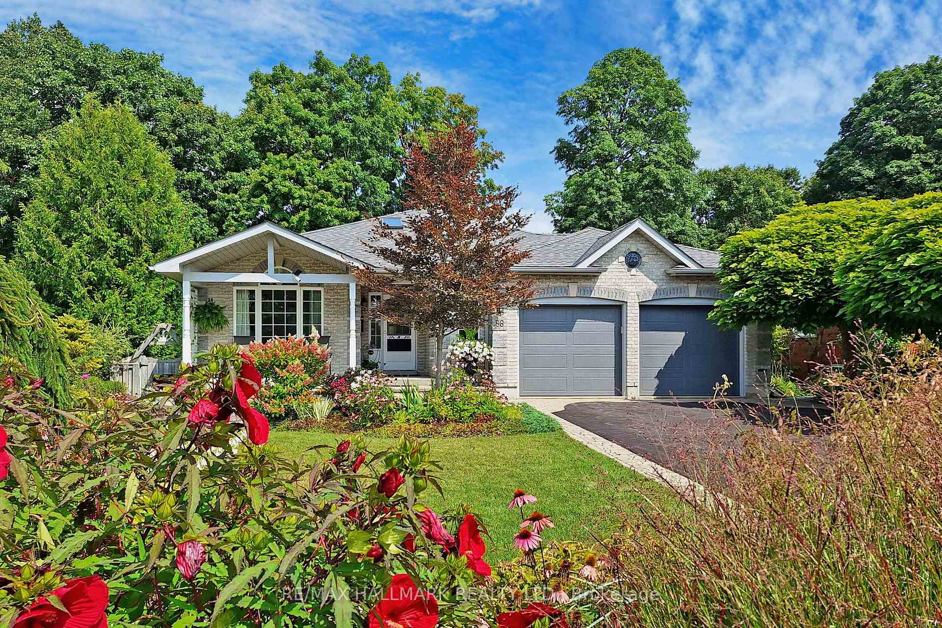 Photo 1 of 86 Osprey Ridge Road, Barrie, Little Lake — HOMEH