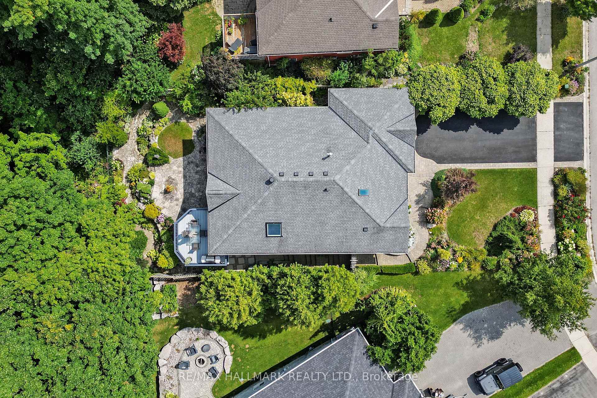 Photo 4 of 86 Osprey Ridge Road, Barrie, Little Lake — HOMEH