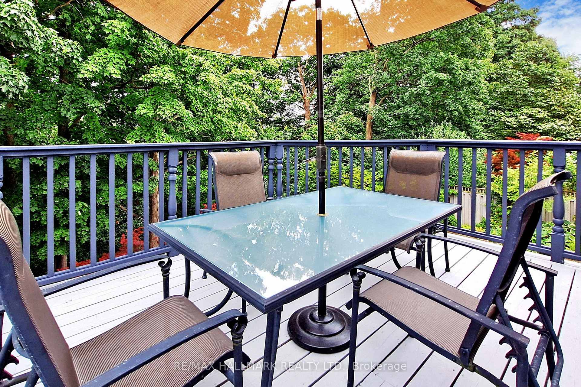 Photo 8 of 86 Osprey Ridge Road, Barrie, Little Lake — HOMEH