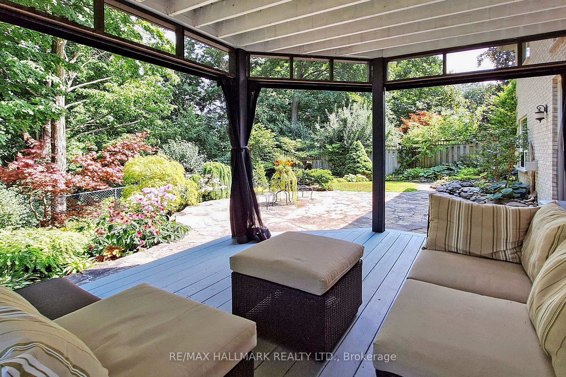 Photo 34 of 86 Osprey Ridge Road, Barrie, Little Lake — HOMEH