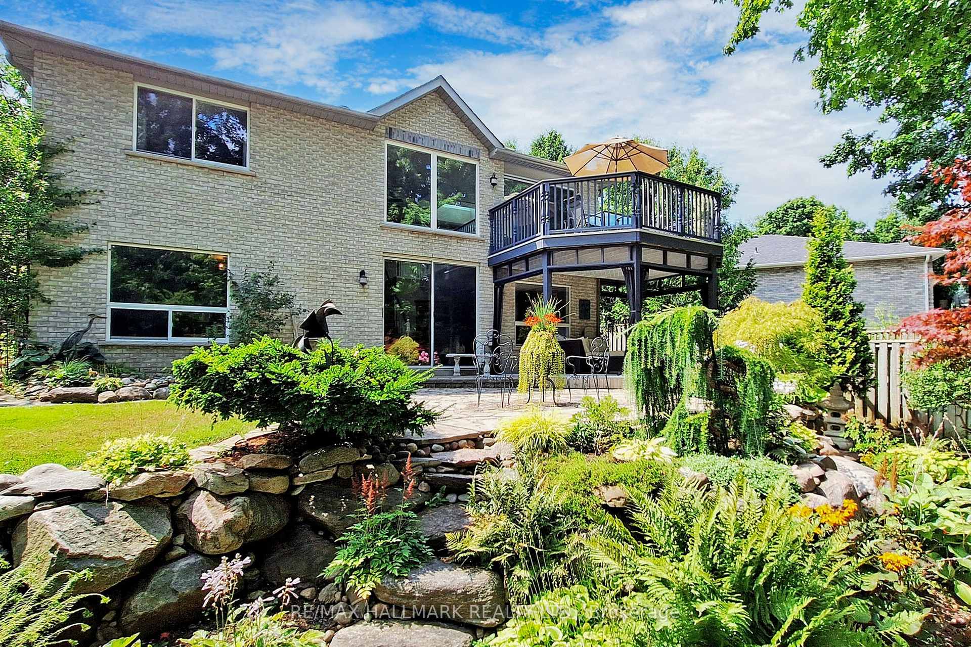 Photo 17 of 86 Osprey Ridge Road, Barrie, Little Lake — HOMEH