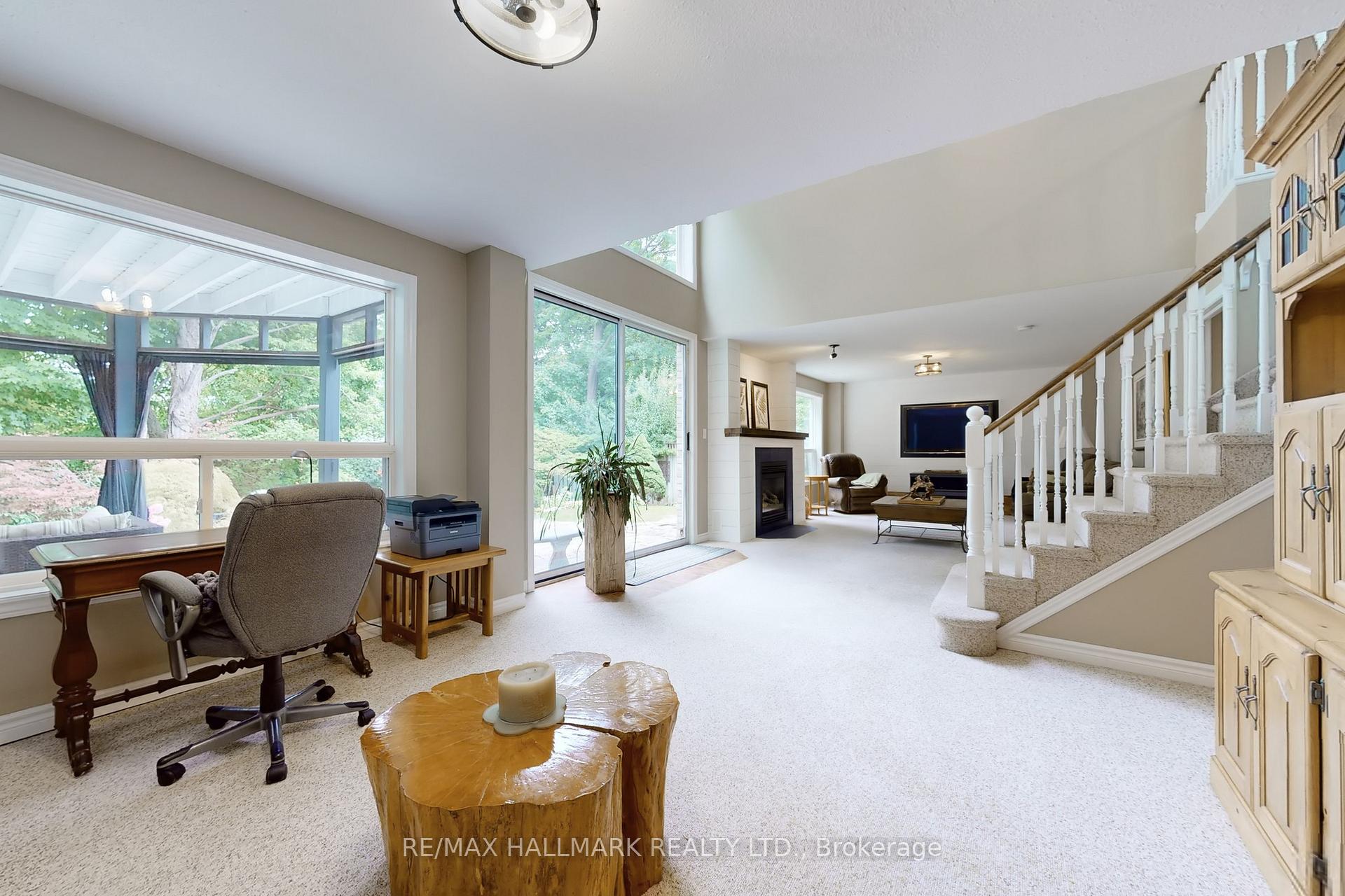 Photo 23 of 86 Osprey Ridge Road, Barrie, Little Lake — HOMEH