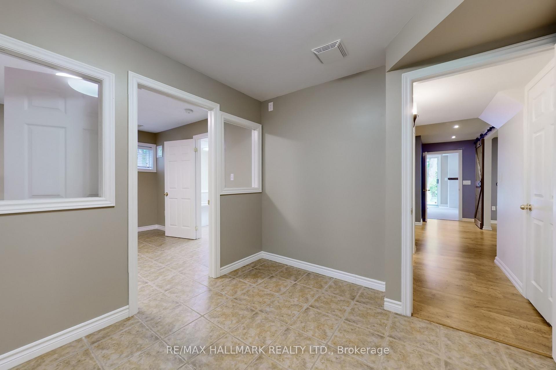 Photo 21 of 86 Osprey Ridge Road, Barrie, Little Lake — HOMEH
