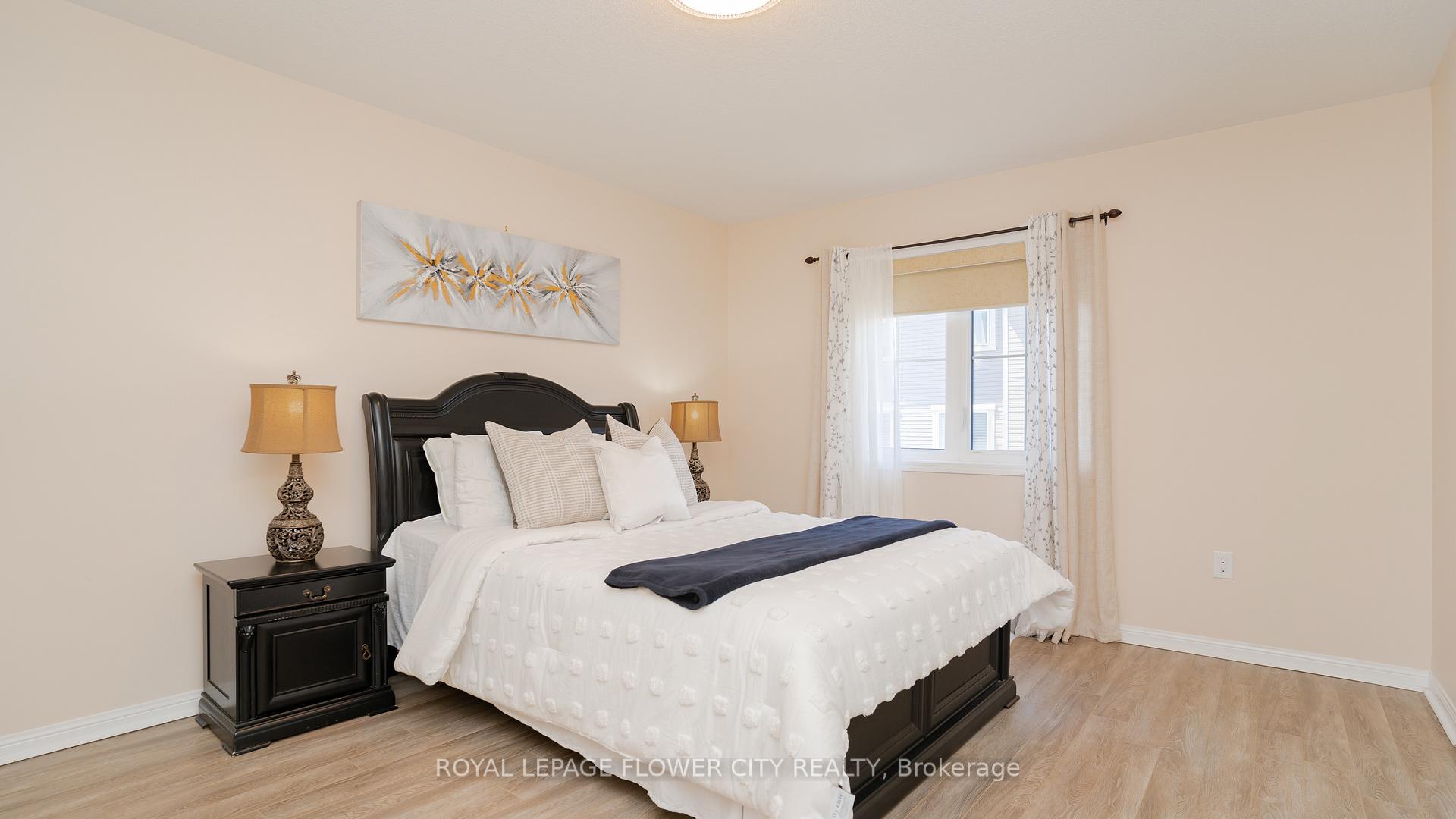 Photo 12 of 113 Vanhorne Close, Brampton, Northwest Brampton — HOMEH
