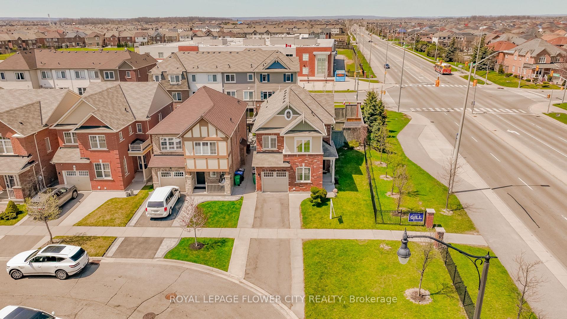 Photo 37 of 113 Vanhorne Close, Brampton, Northwest Brampton — HOMEH