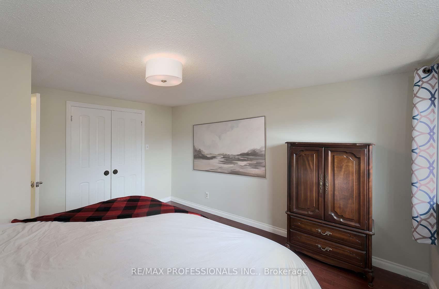 Photo 26 of 42 Nancy McCredie Drive, Brampton, Brampton West — HOMEH