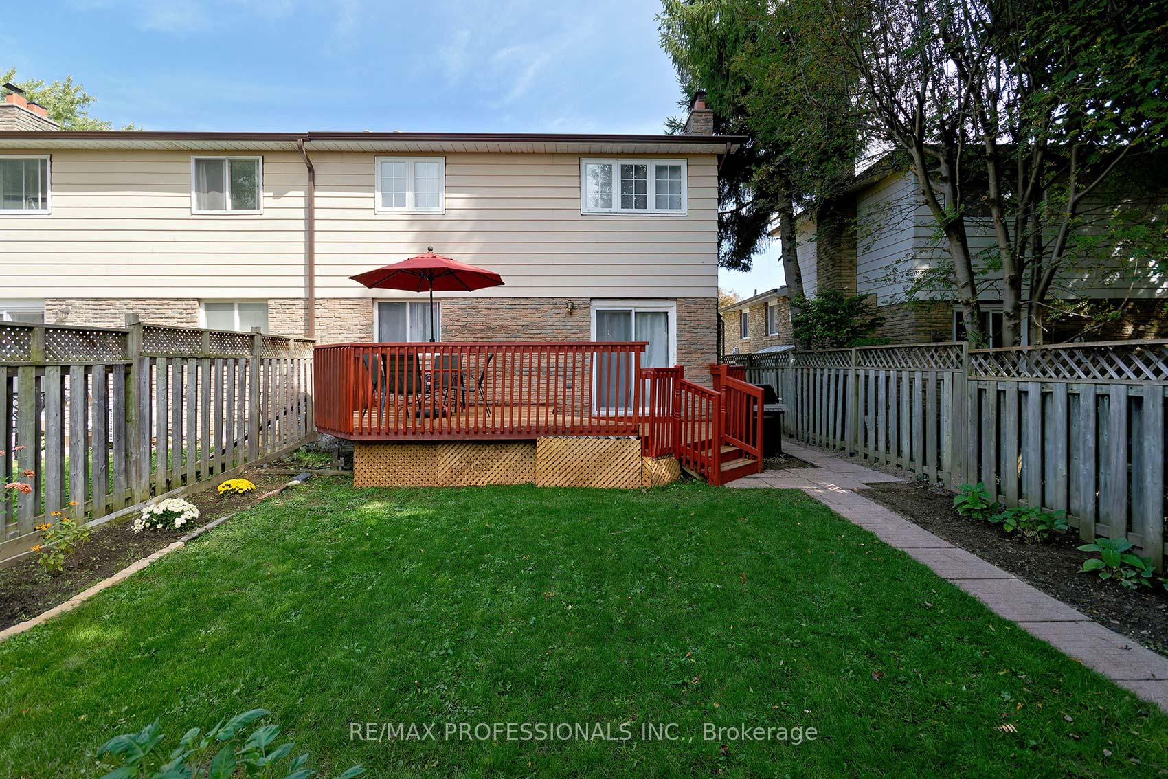 Photo 13 of 42 Nancy McCredie Drive, Brampton, Brampton West — HOMEH