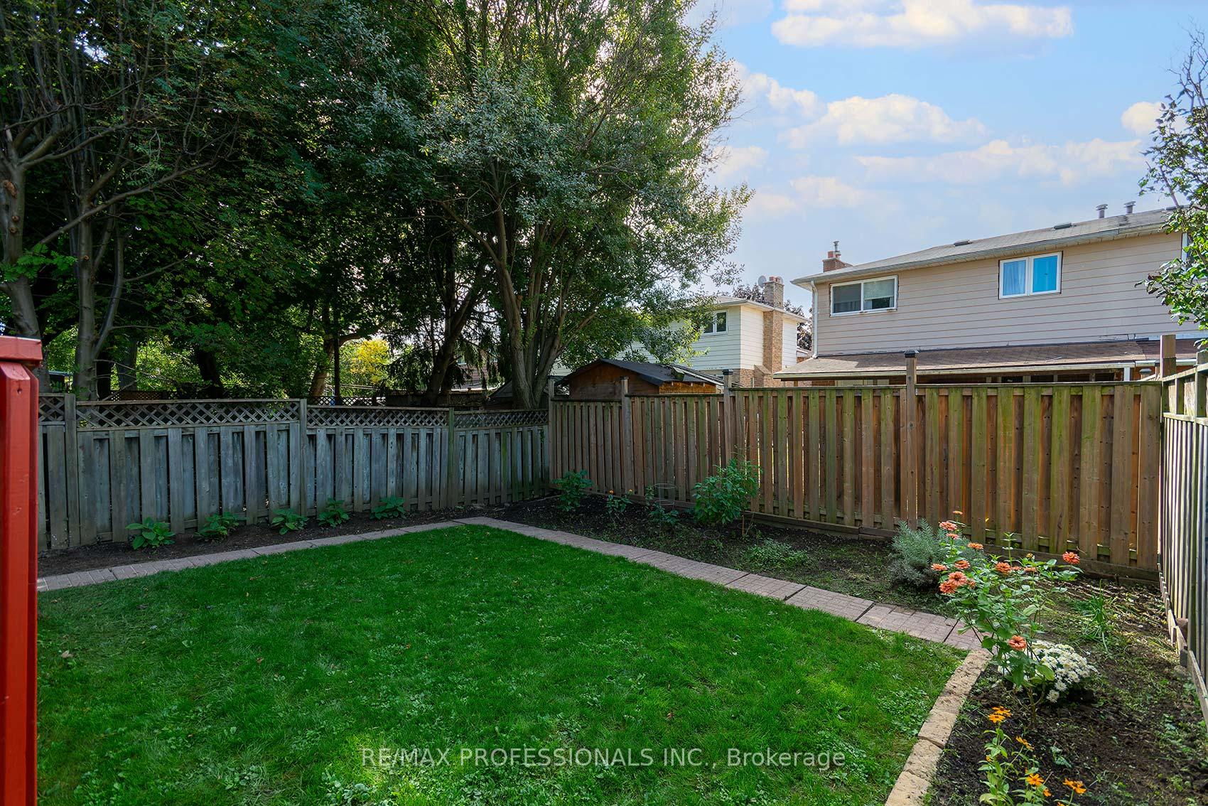 Photo 31 of 42 Nancy McCredie Drive, Brampton, Brampton West — HOMEH