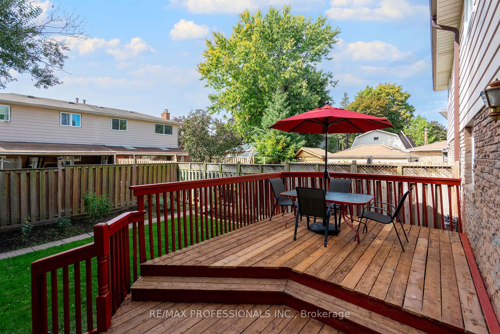 Photo 37 of 42 Nancy McCredie Drive, Brampton, Brampton West — HOMEH