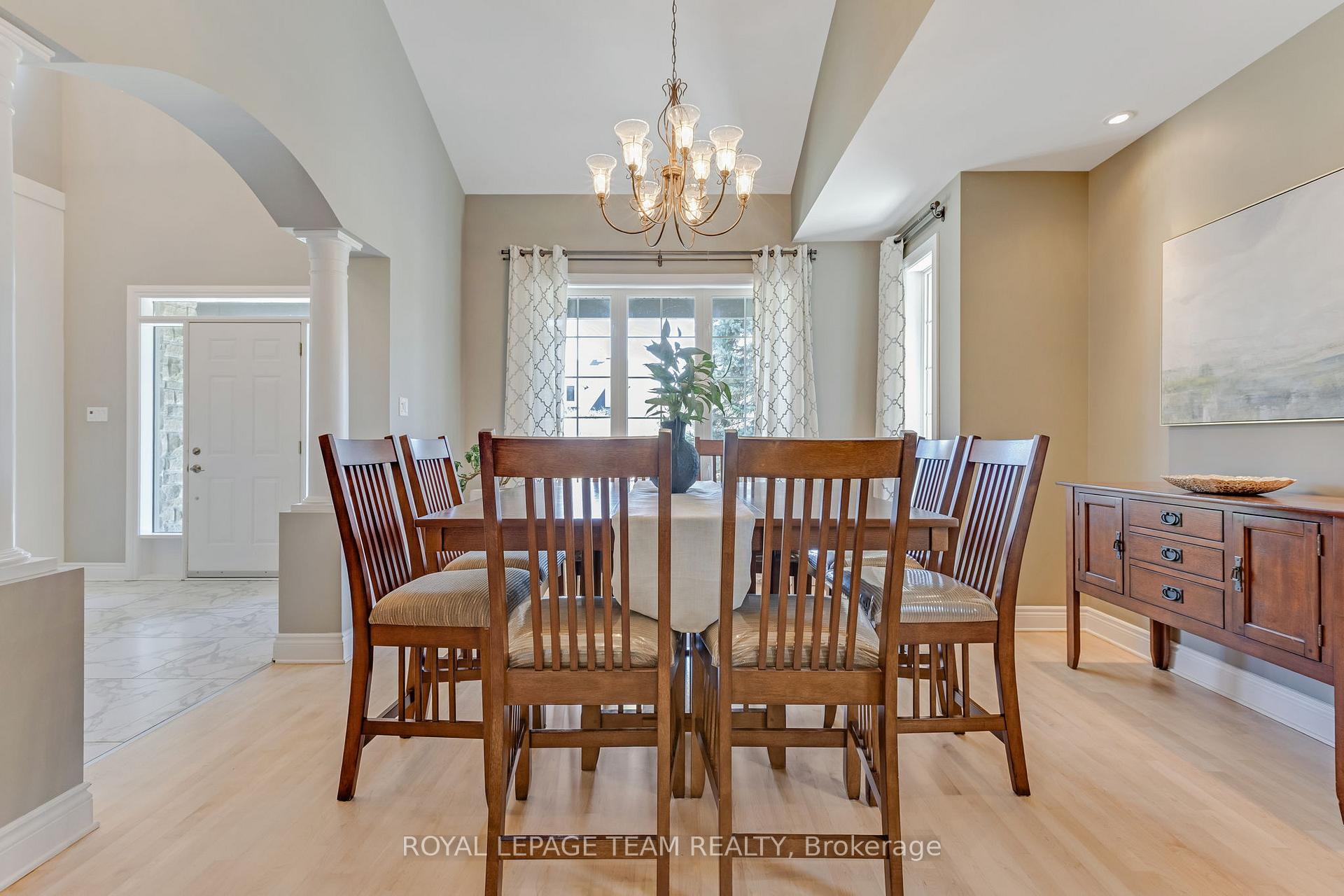 Photo 13 of 24 Cypress Garden, Ottawa, Stittsville (South) — HOMEH