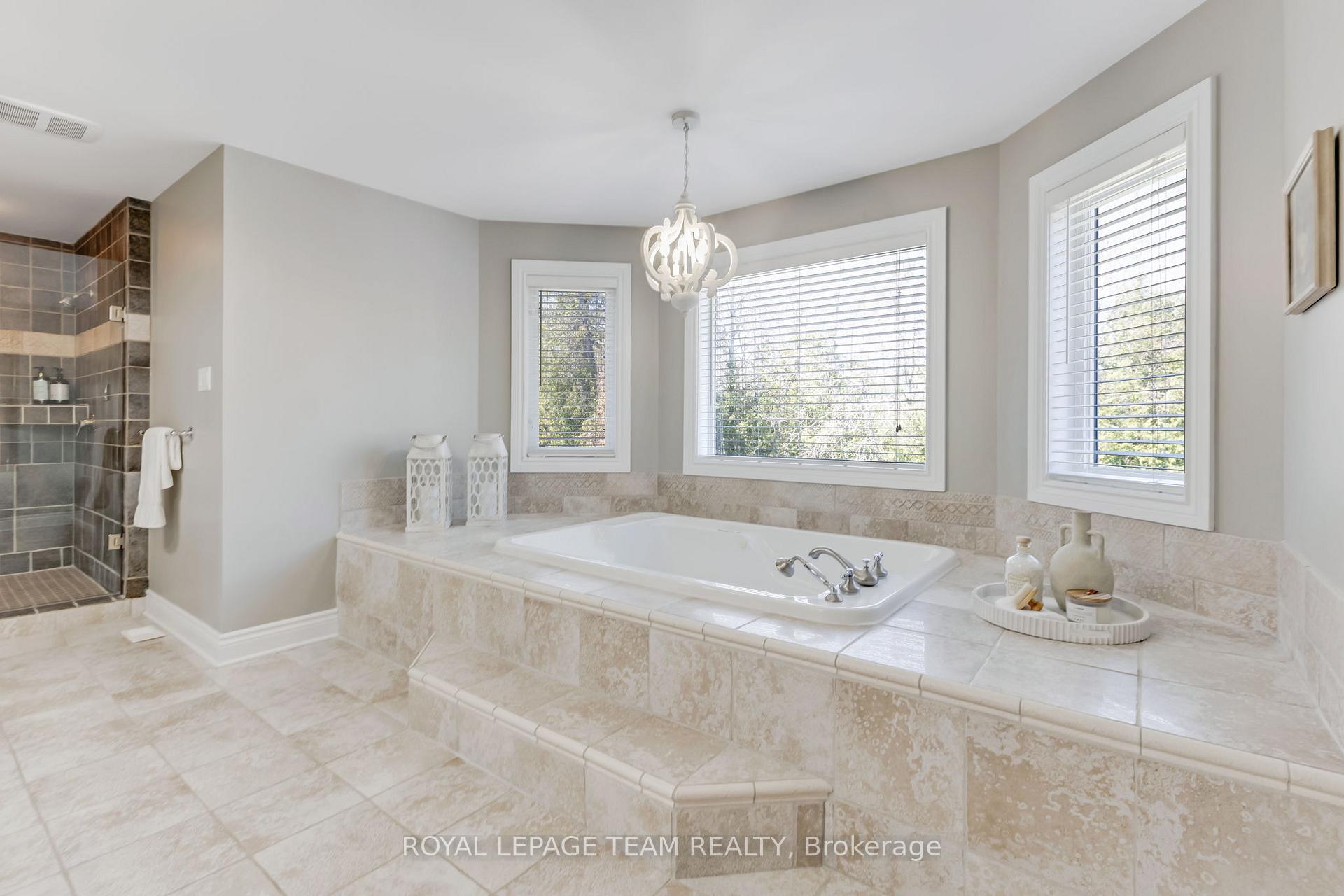 Photo 29 of 24 Cypress Garden, Ottawa, Stittsville (South) — HOMEH