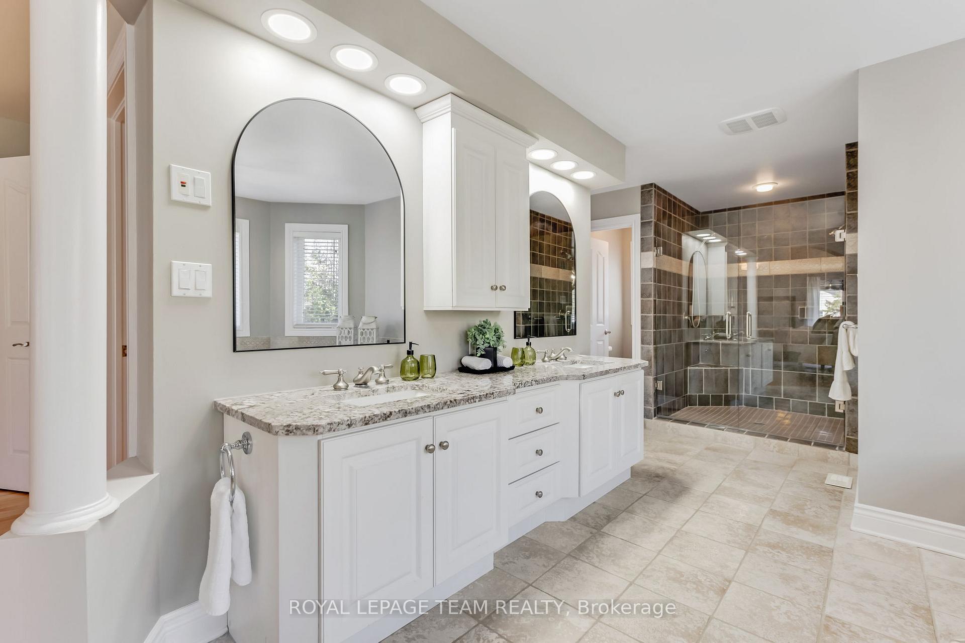 Photo 32 of 24 Cypress Garden, Ottawa, Stittsville (South) — HOMEH