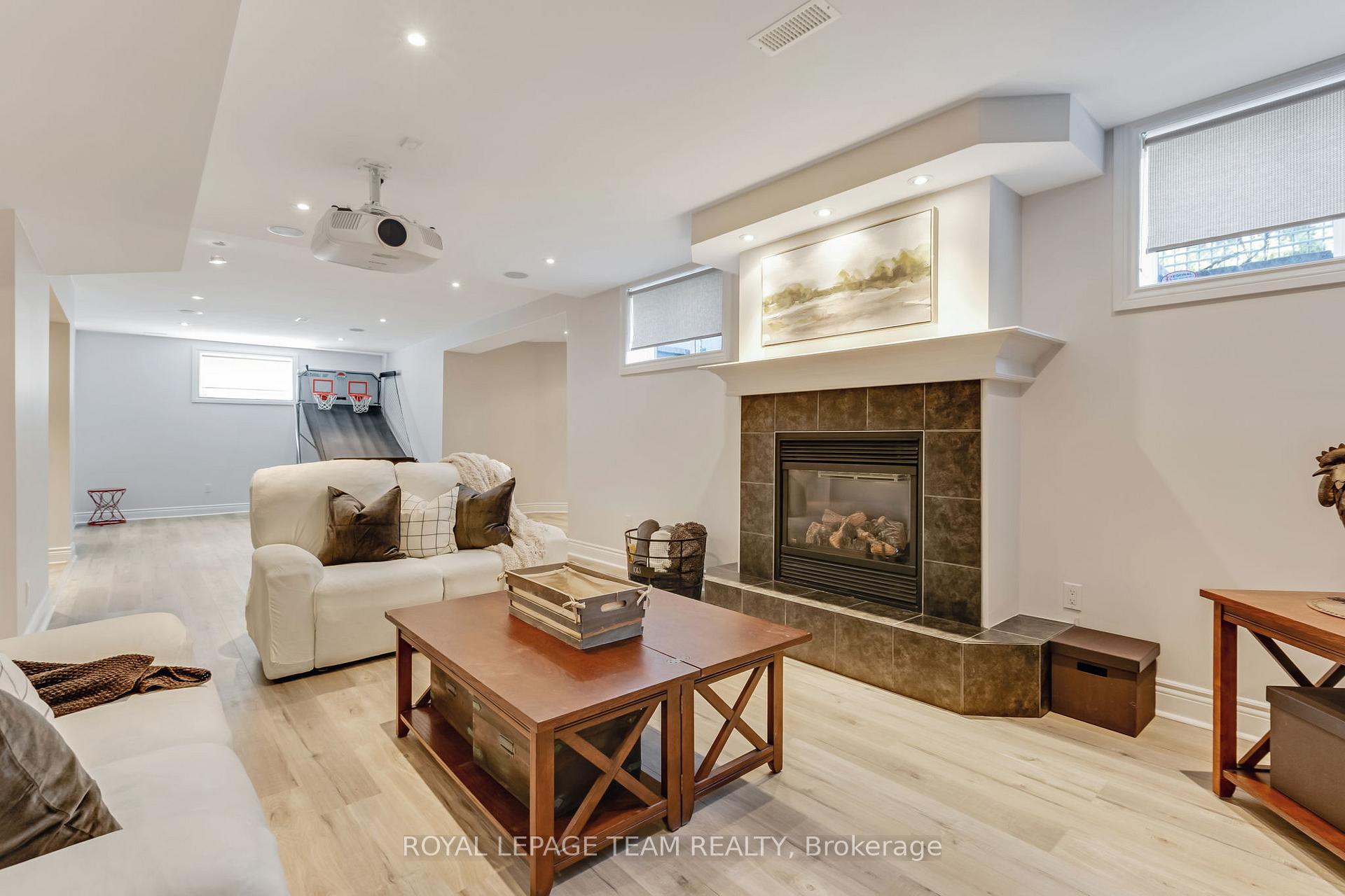 Photo 41 of 24 Cypress Garden, Ottawa, Stittsville (South) — HOMEH