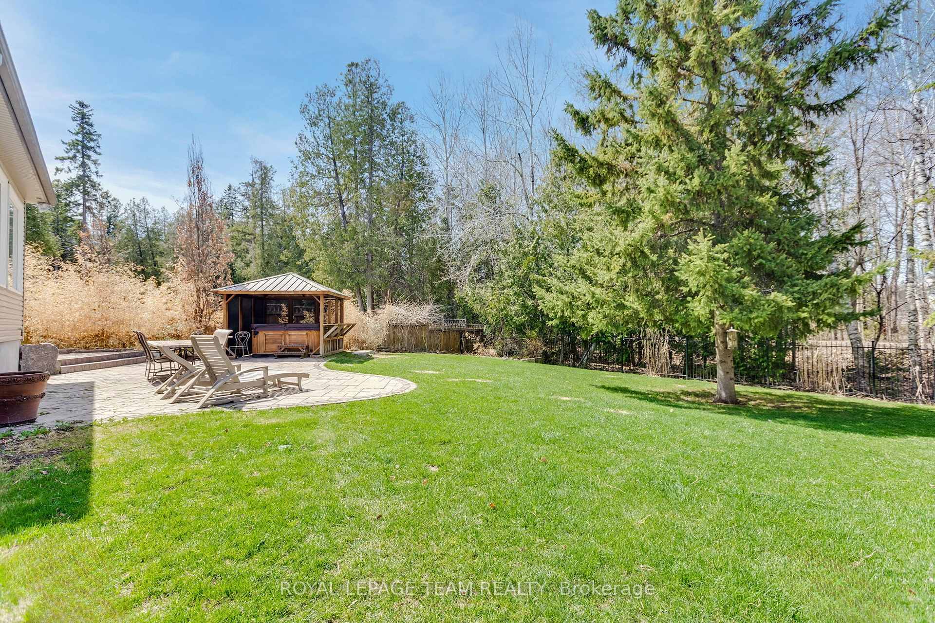Photo 48 of 24 Cypress Garden, Ottawa, Stittsville (South) — HOMEH