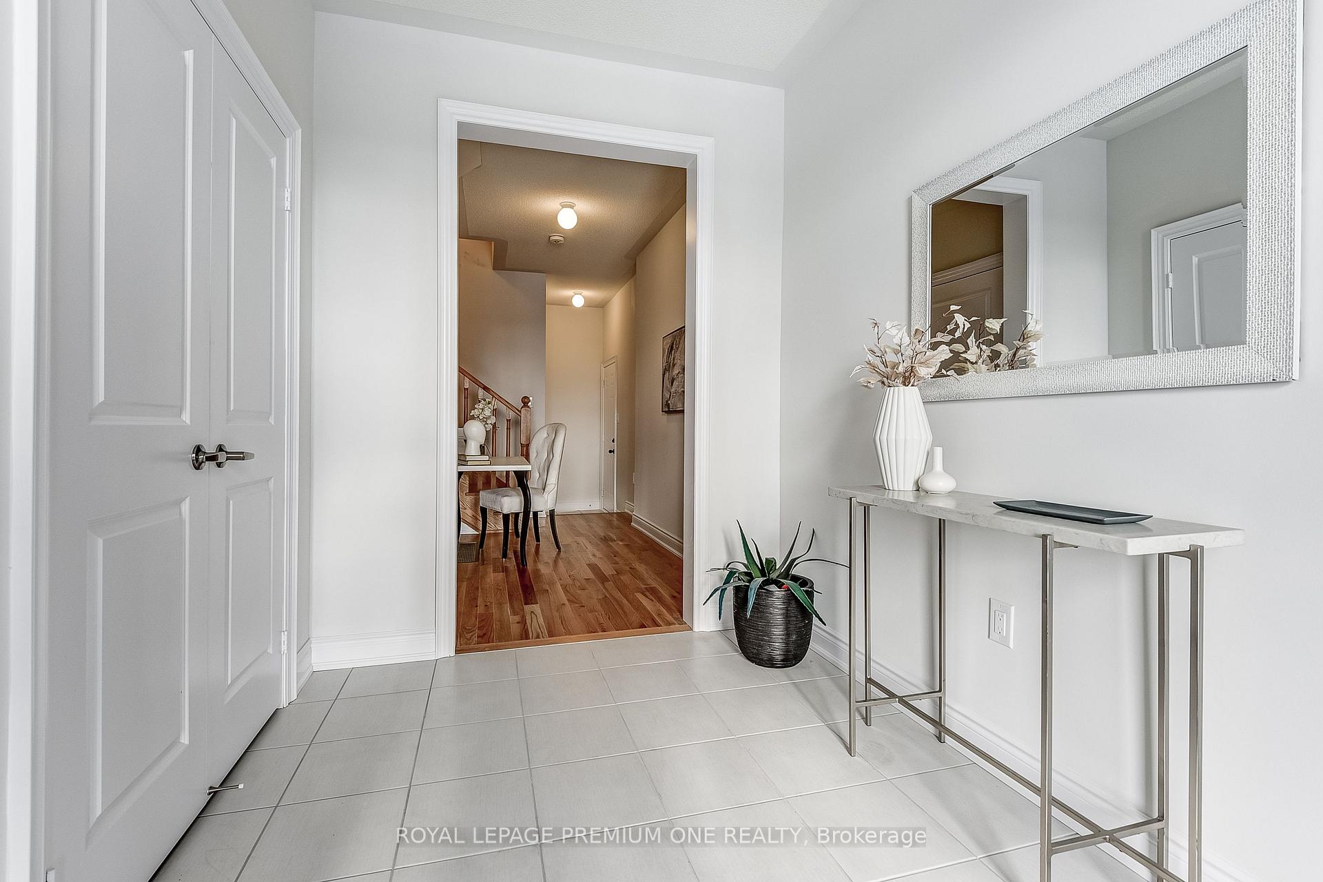 Photo 5 of 66 Thule Street N, Vaughan, Vellore Village — HOMEH