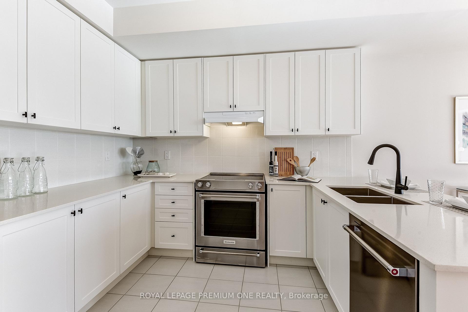Photo 10 of 66 Thule Street N, Vaughan, Vellore Village — HOMEH