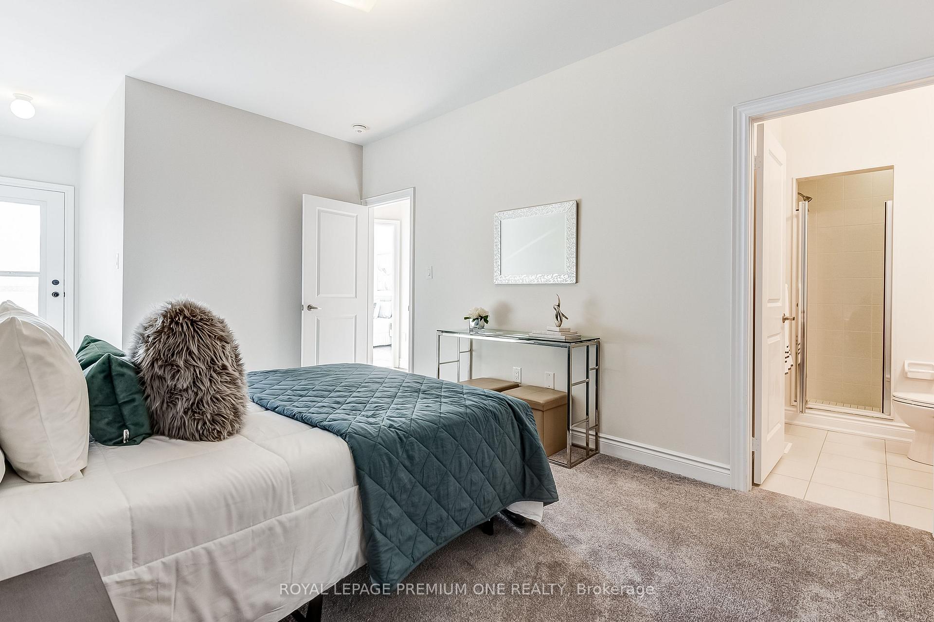 Photo 33 of 66 Thule Street N, Vaughan, Vellore Village — HOMEH