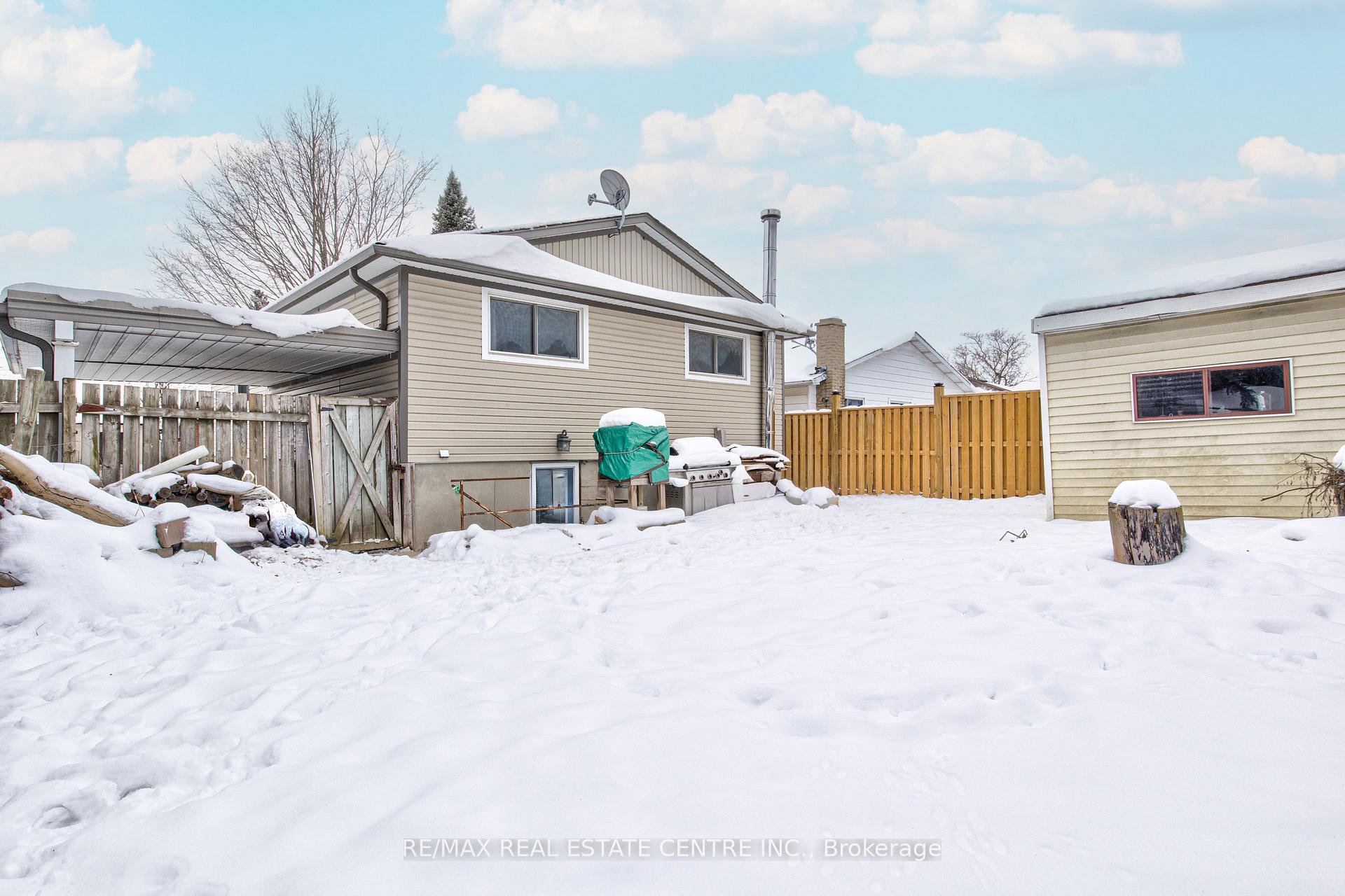 Photo 22 of 74 Elm Ridge Drive, Kitchener — HOMEH