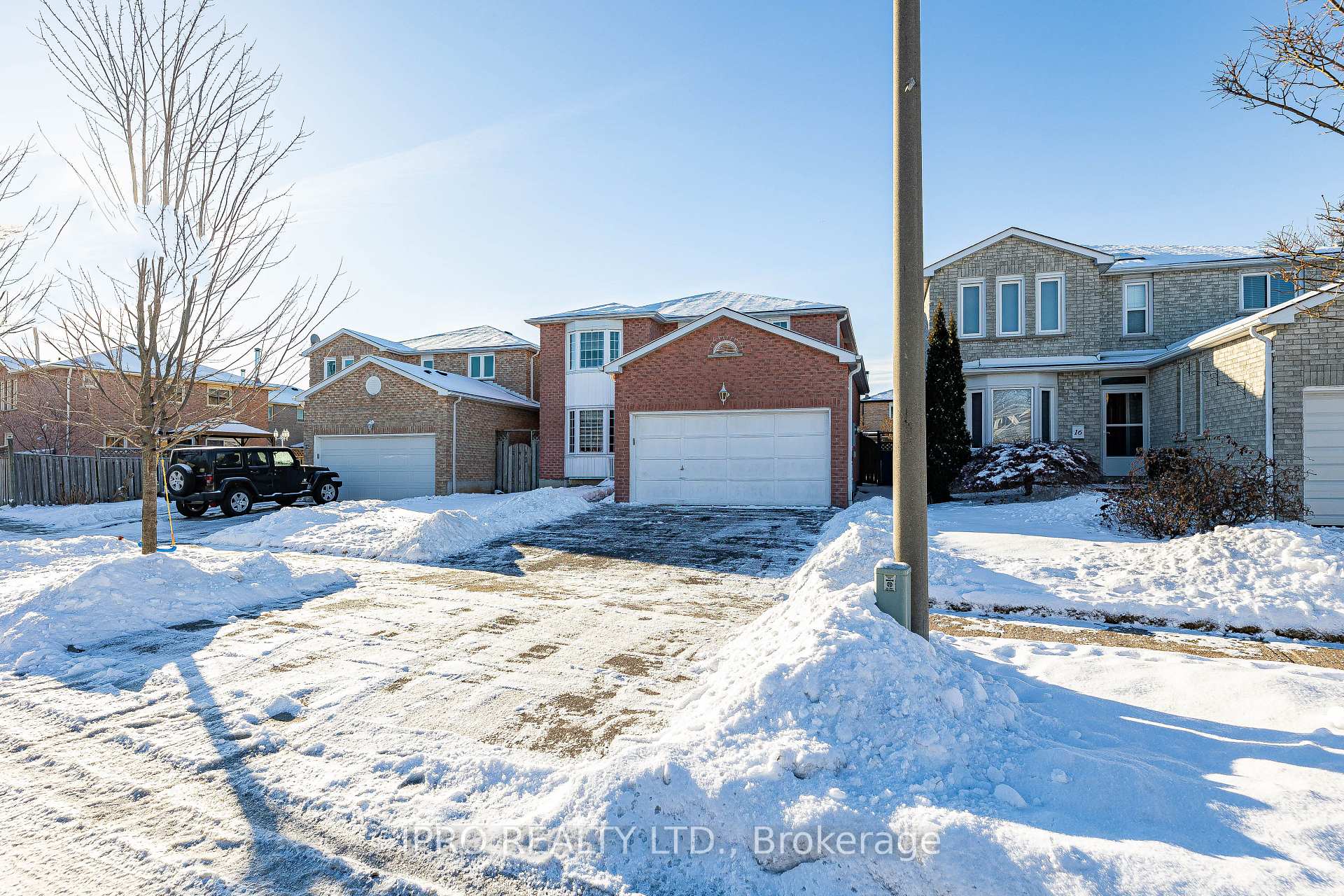 Photo 3 of 14 Dakin Drive, Ajax, Central West — HOMEH