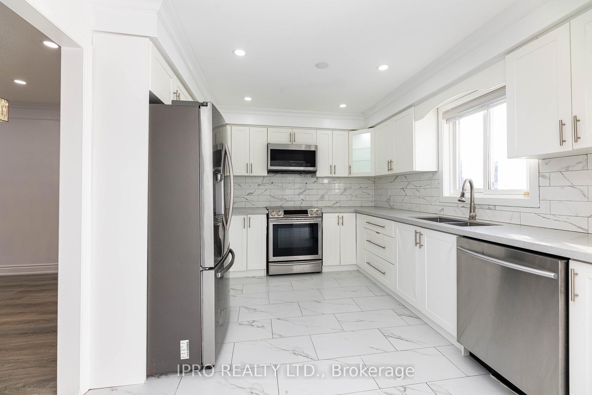 Photo 4 of 14 Dakin Drive, Ajax, Central West — HOMEH