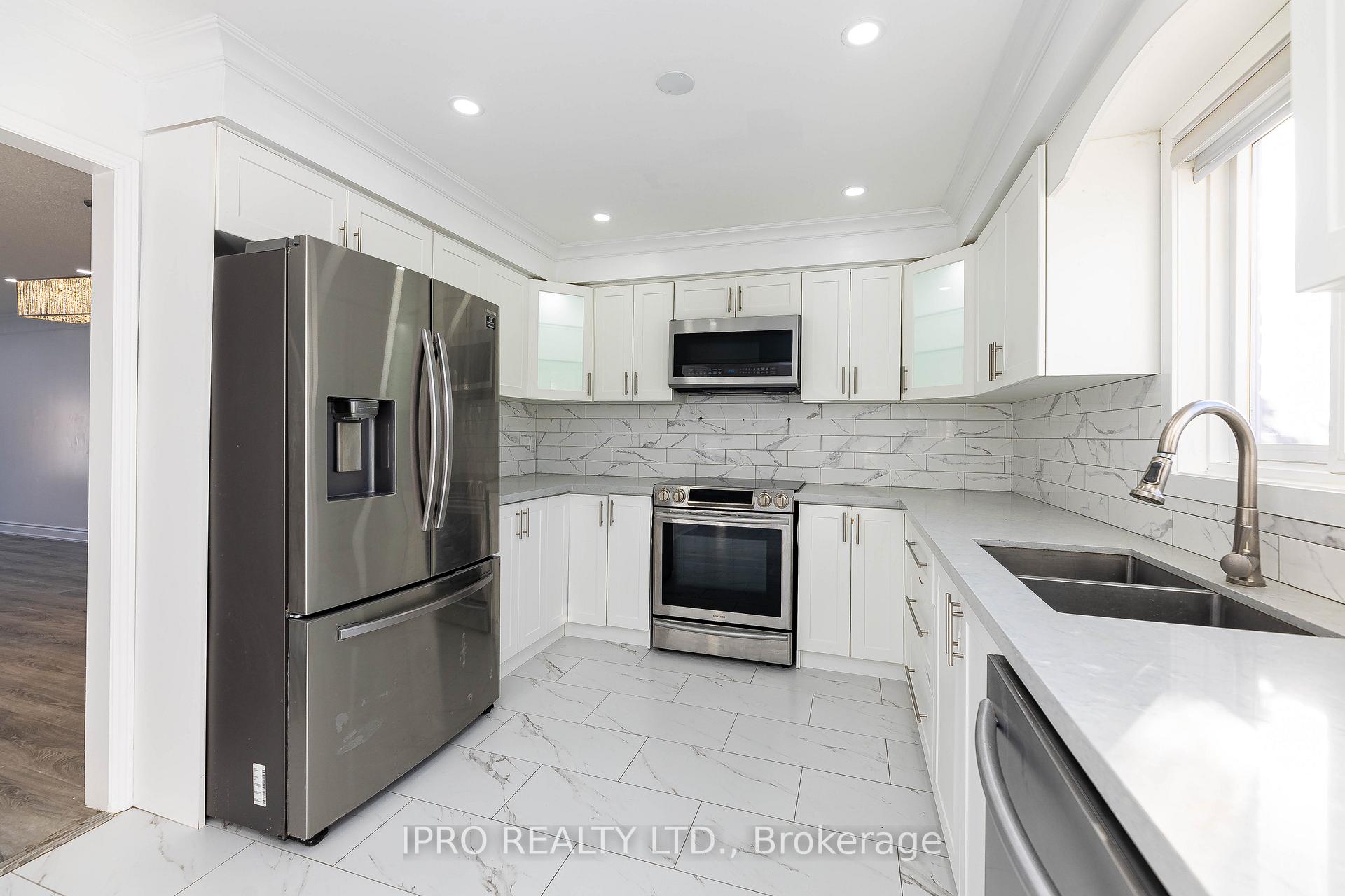 Photo 5 of 14 Dakin Drive, Ajax, Central West — HOMEH
