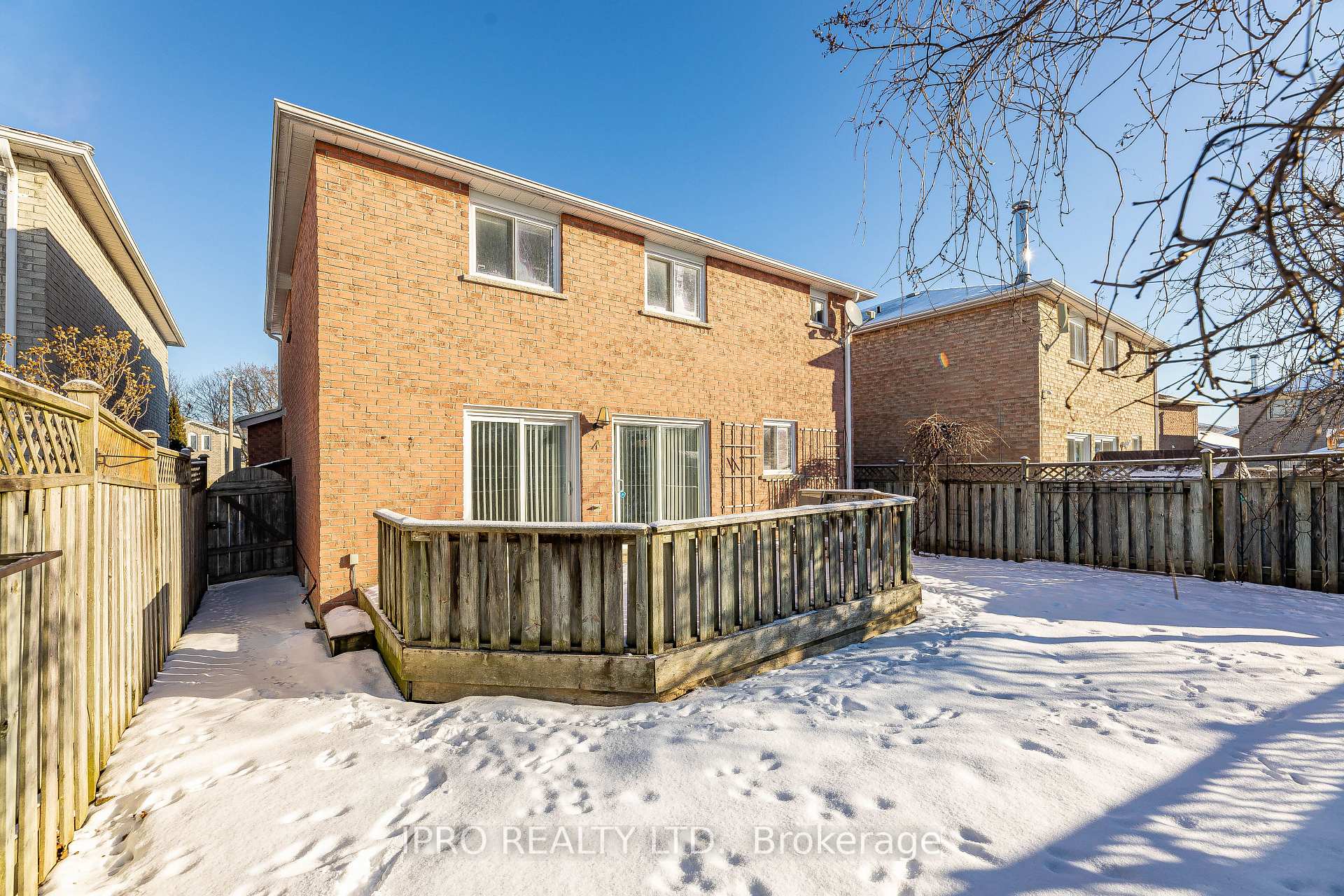 Photo 20 of 14 Dakin Drive, Ajax, Central West — HOMEH