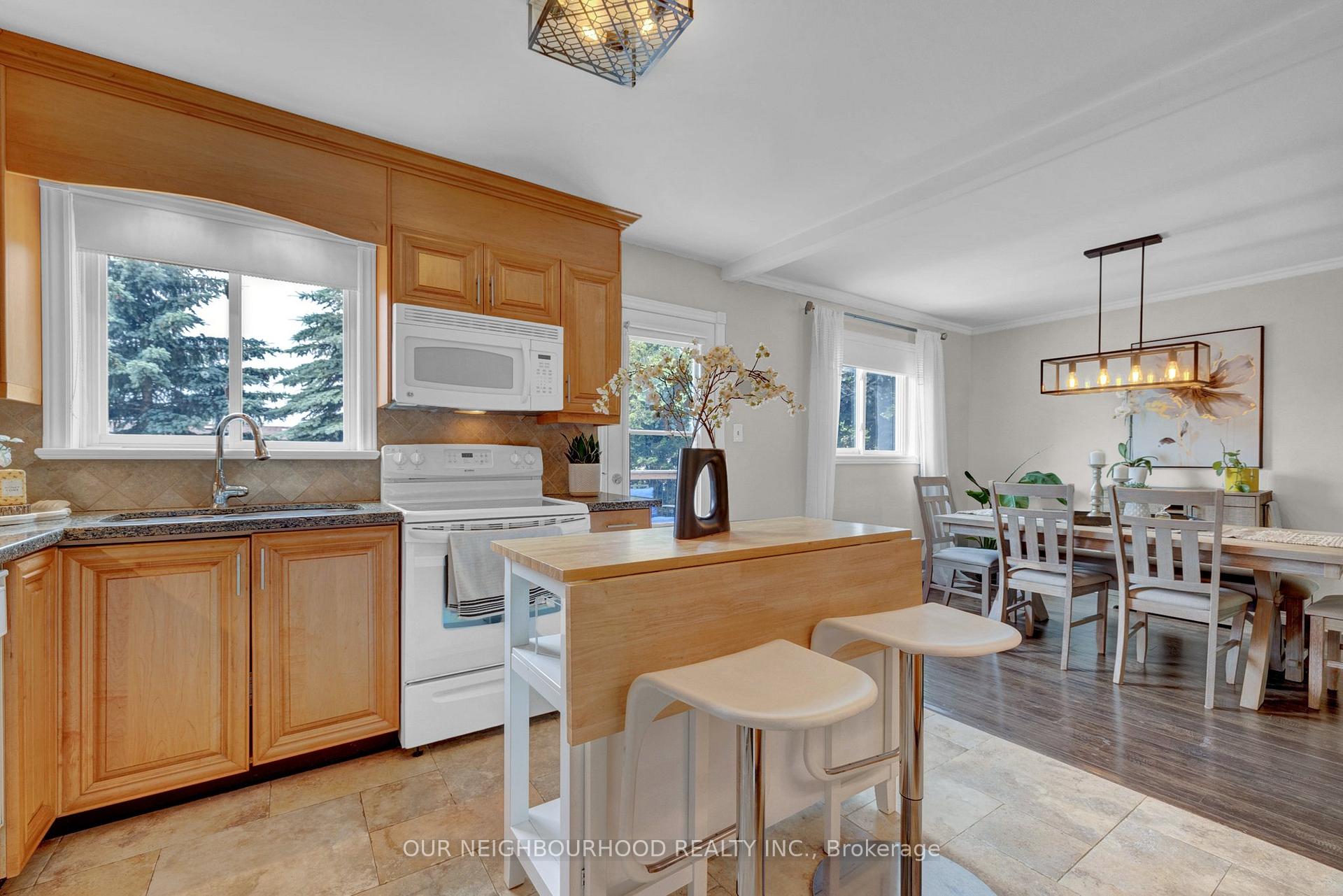 Photo 15 of 8 Chantel Court, Clarington, Bowmanville — HOMEH