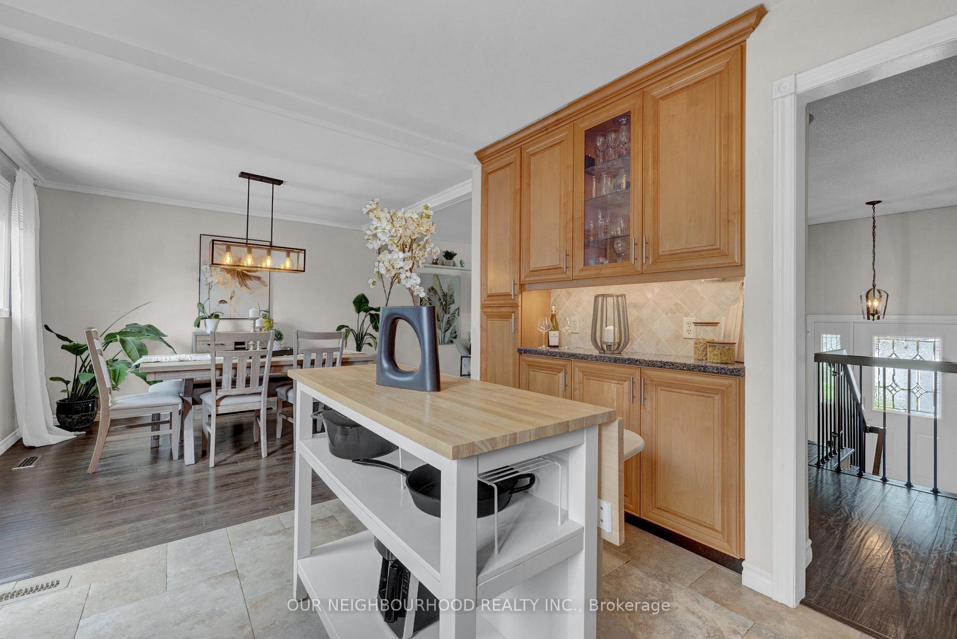 Photo 16 of 8 Chantel Court, Clarington, Bowmanville — HOMEH