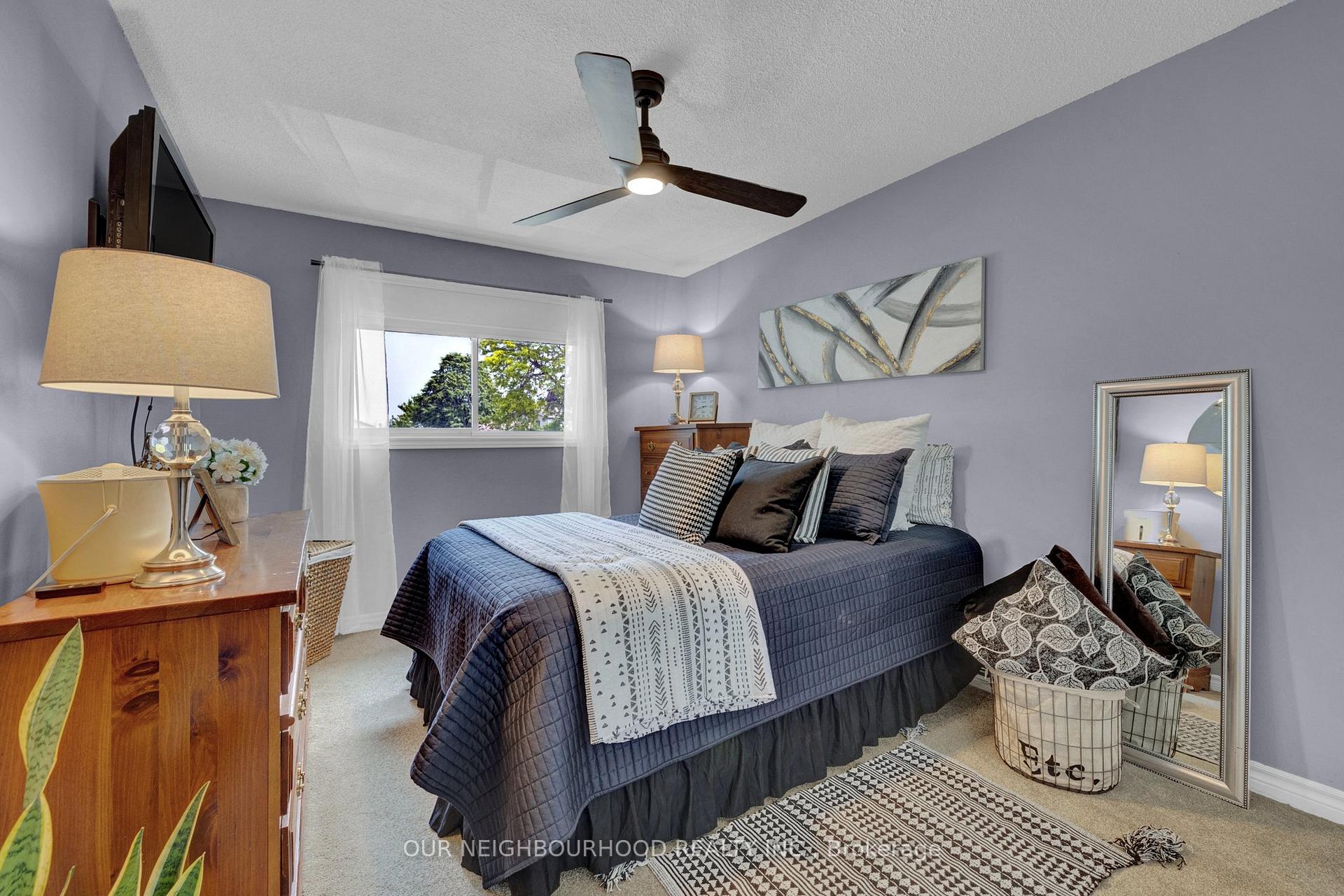 Photo 17 of 8 Chantel Court, Clarington, Bowmanville — HOMEH