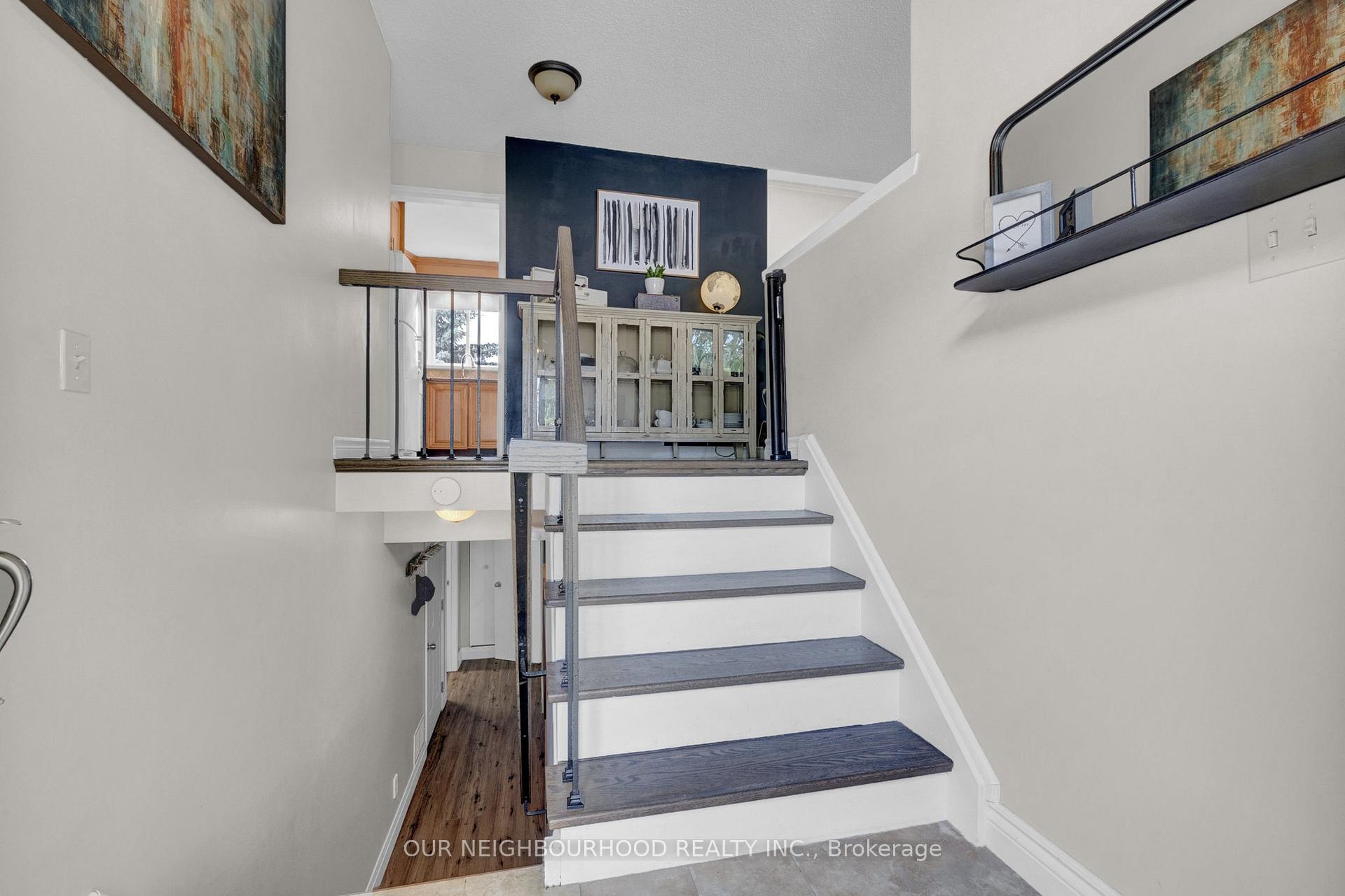 Photo 24 of 8 Chantel Court, Clarington, Bowmanville — HOMEH