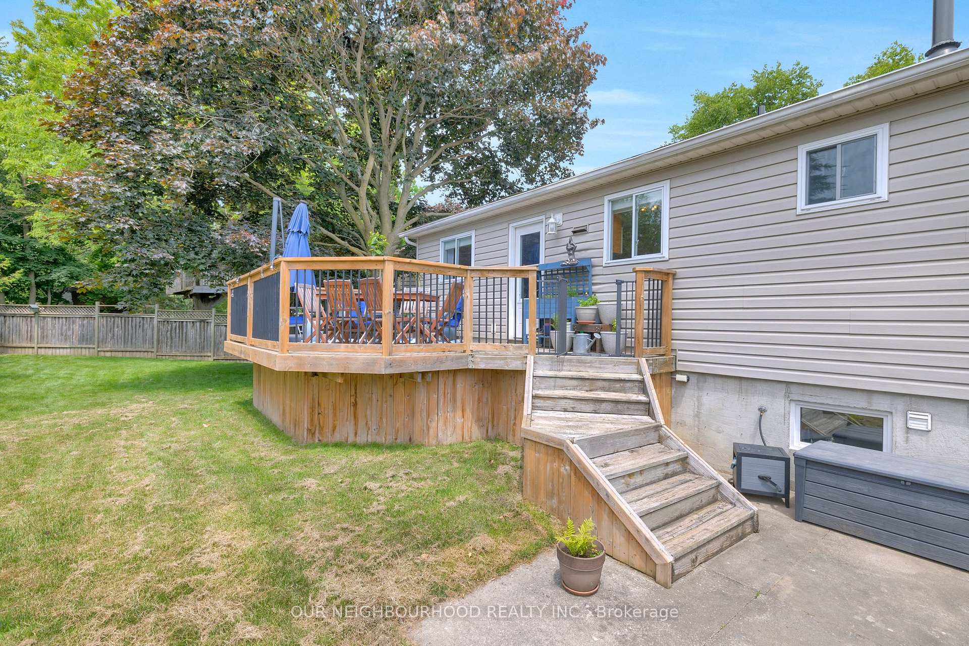 Photo 35 of 8 Chantel Court, Clarington, Bowmanville — HOMEH