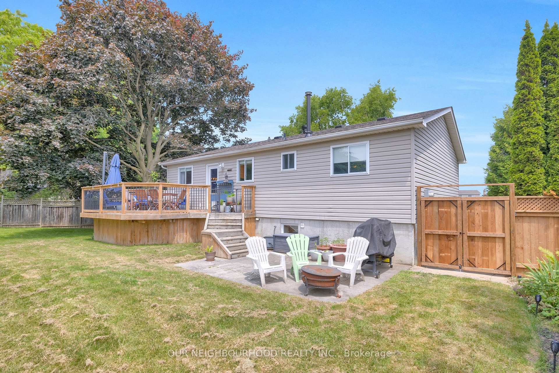 Photo 37 of 8 Chantel Court, Clarington, Bowmanville — HOMEH