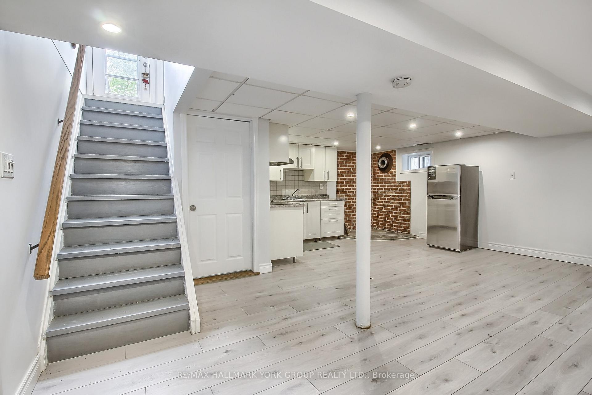 Photo 9 of Unit Basement, 37 Stoddart Drive, Aurora, Aurora Highlands — HOMEH