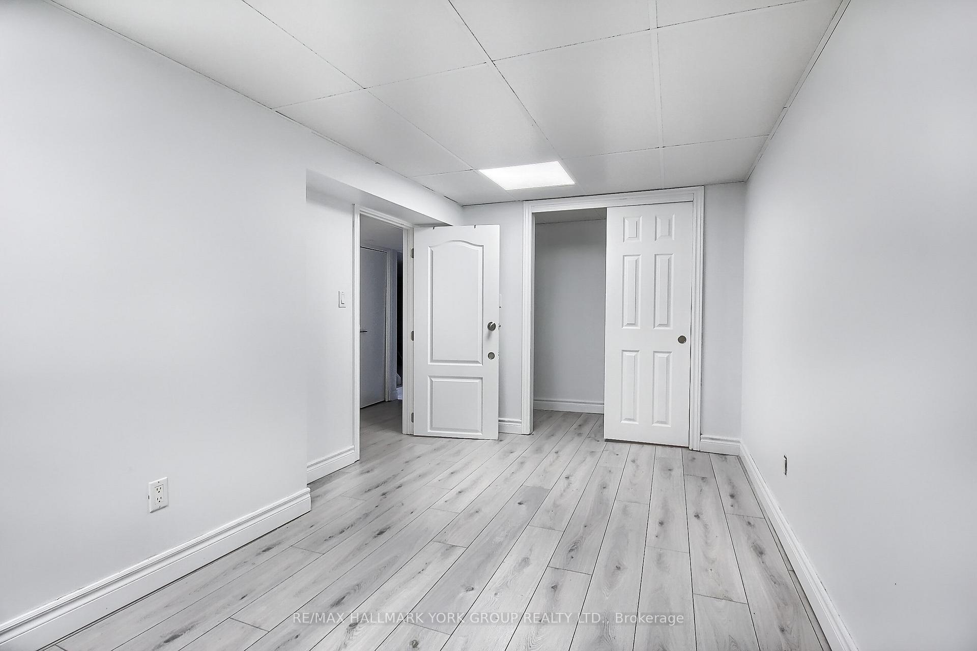 Photo 11 of Unit Basement, 37 Stoddart Drive, Aurora, Aurora Highlands — HOMEH