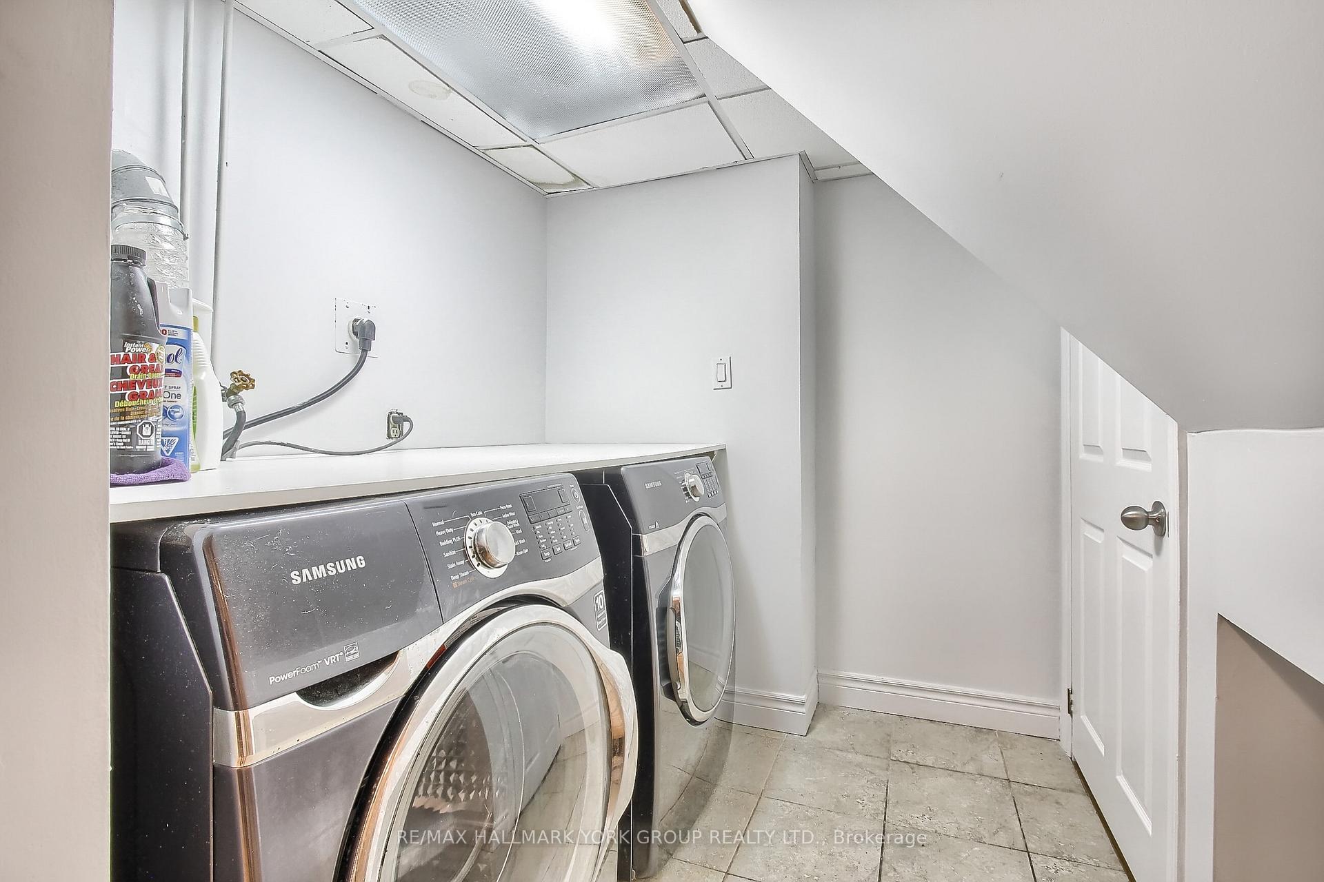 Photo 17 of Unit Basement, 37 Stoddart Drive, Aurora, Aurora Highlands — HOMEH