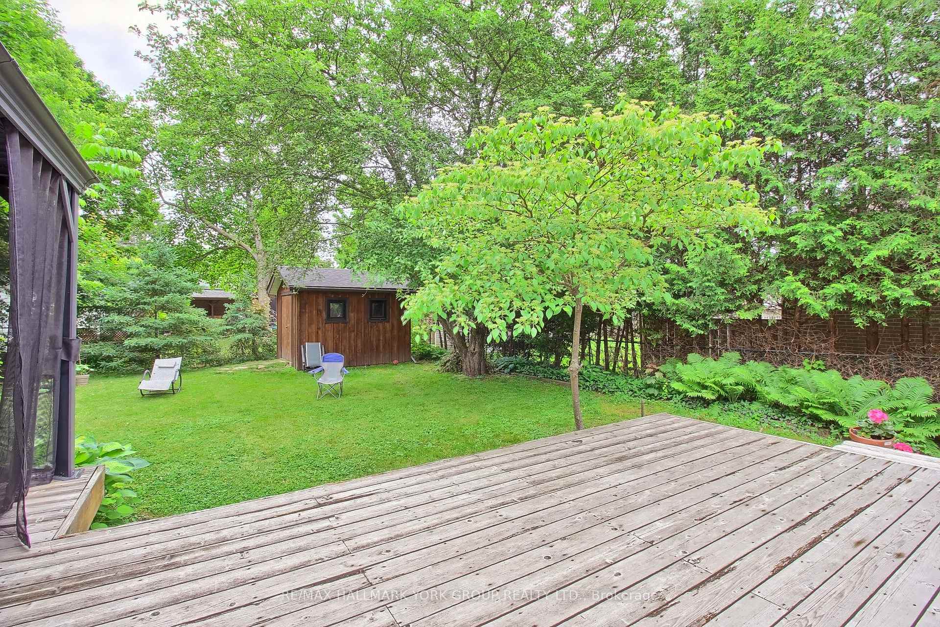 Photo 21 of Unit Basement, 37 Stoddart Drive, Aurora, Aurora Highlands — HOMEH