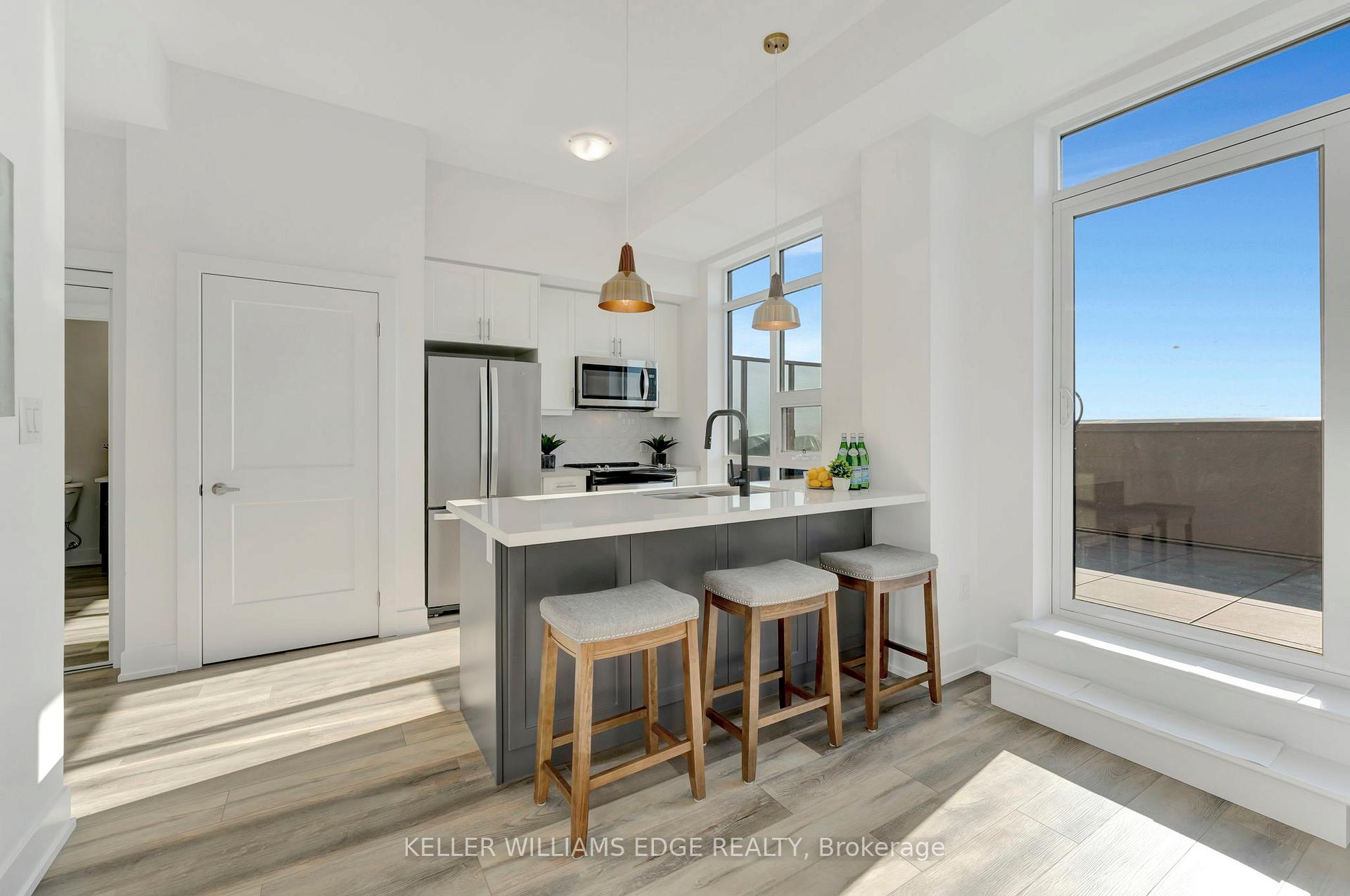 Photo 8 of Unit 626, 10 Mallard Trail, Hamilton, Waterdown — HOMEH