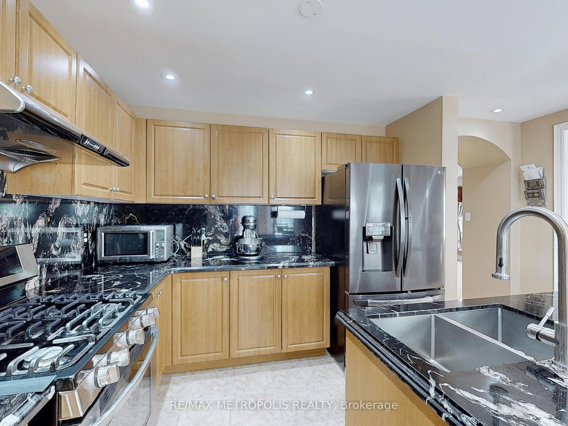 Photo 15 of 263 Greenwood Drive, Essa, Angus — HOMEH