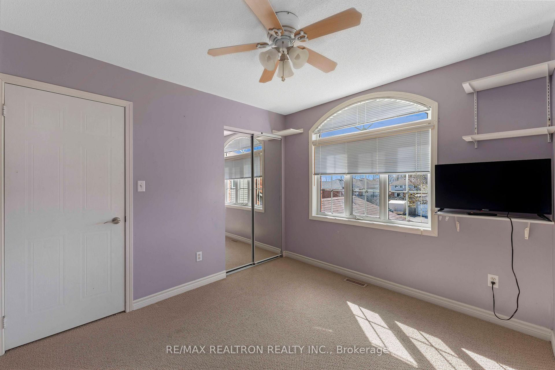 Photo 29 of 34 Aikens Crescent, Barrie, Holly — HOMEH