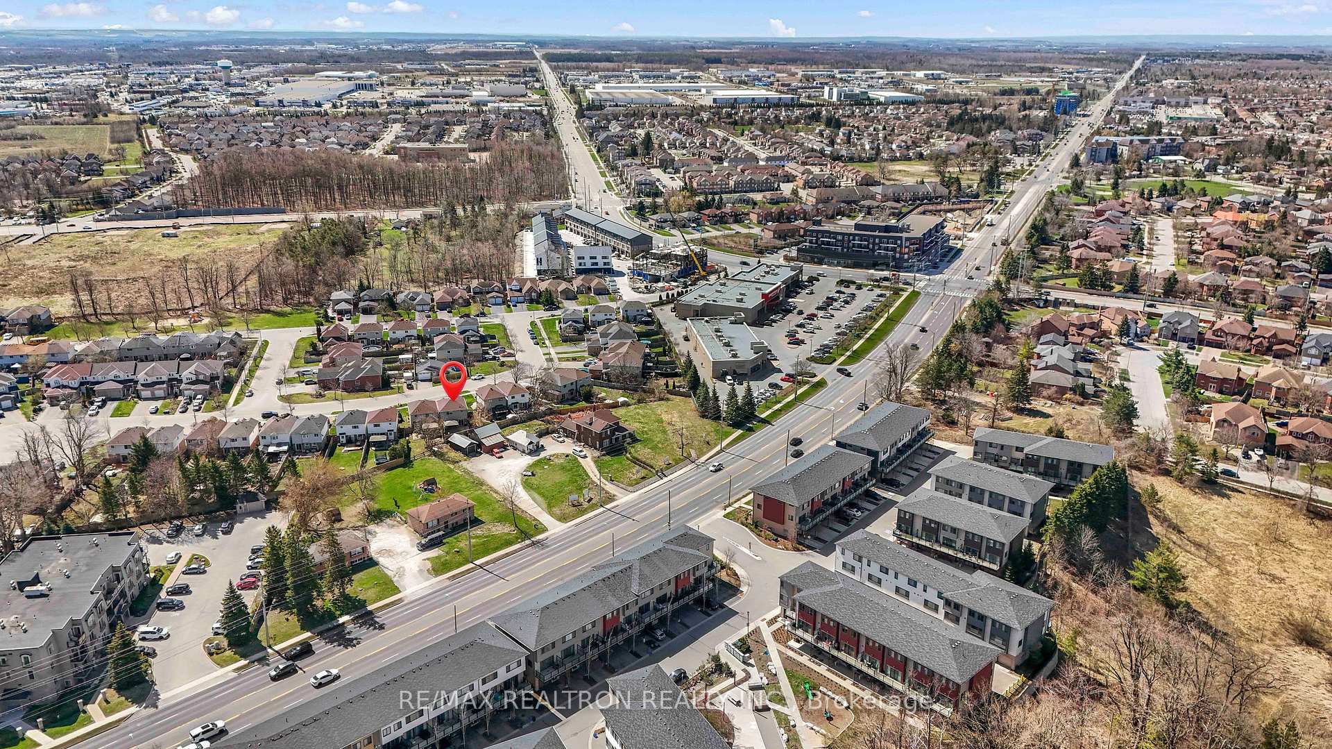 Photo 37 of 34 Aikens Crescent, Barrie, Holly — HOMEH