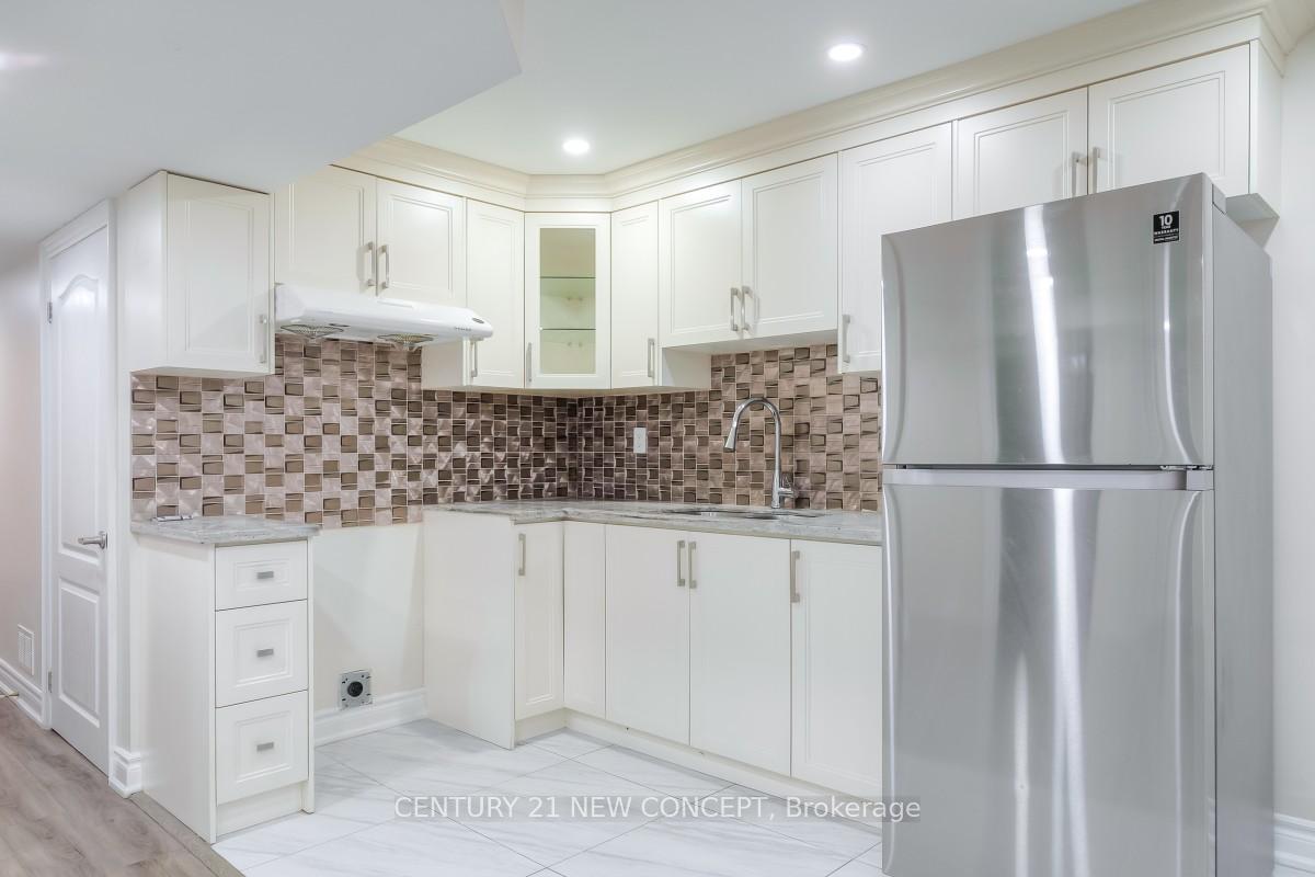 Photo 5 of Unit Bsmt, 1605 Seguin Square, Pickering, Amberlea — HOMEH