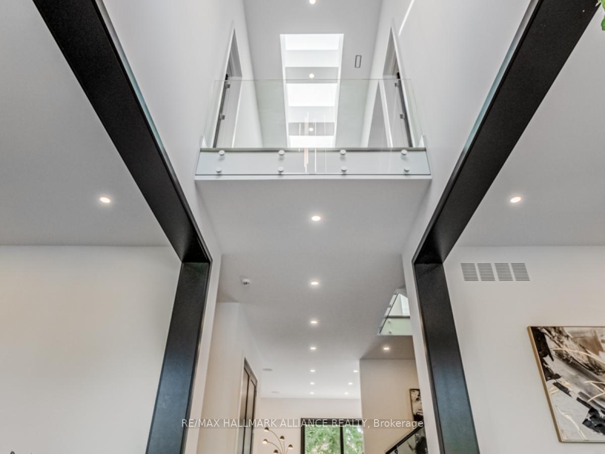 Photo 2 of 348 Winston Road, Oakville, West — HOMEH