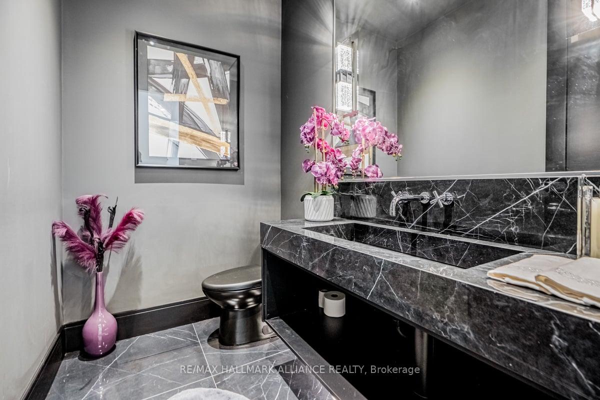 Photo 7 of 348 Winston Road, Oakville, West — HOMEH