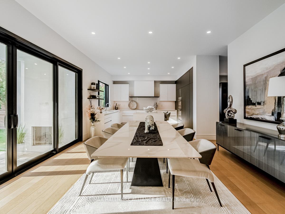 Photo 25 of 348 Winston Road, Oakville, West — HOMEH