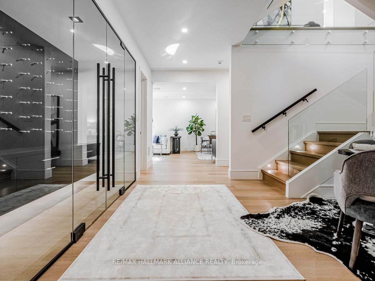 Photo 15 of 348 Winston Road, Oakville, West — HOMEH