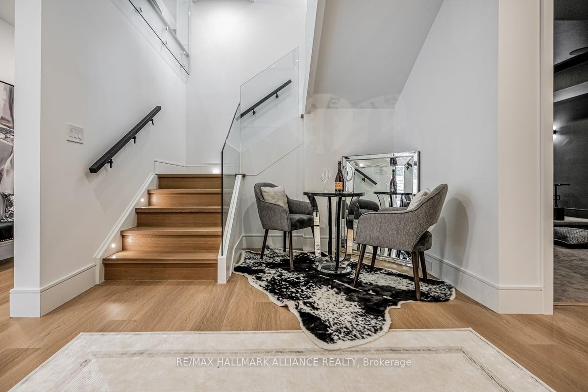 Photo 18 of 348 Winston Road, Oakville, West — HOMEH