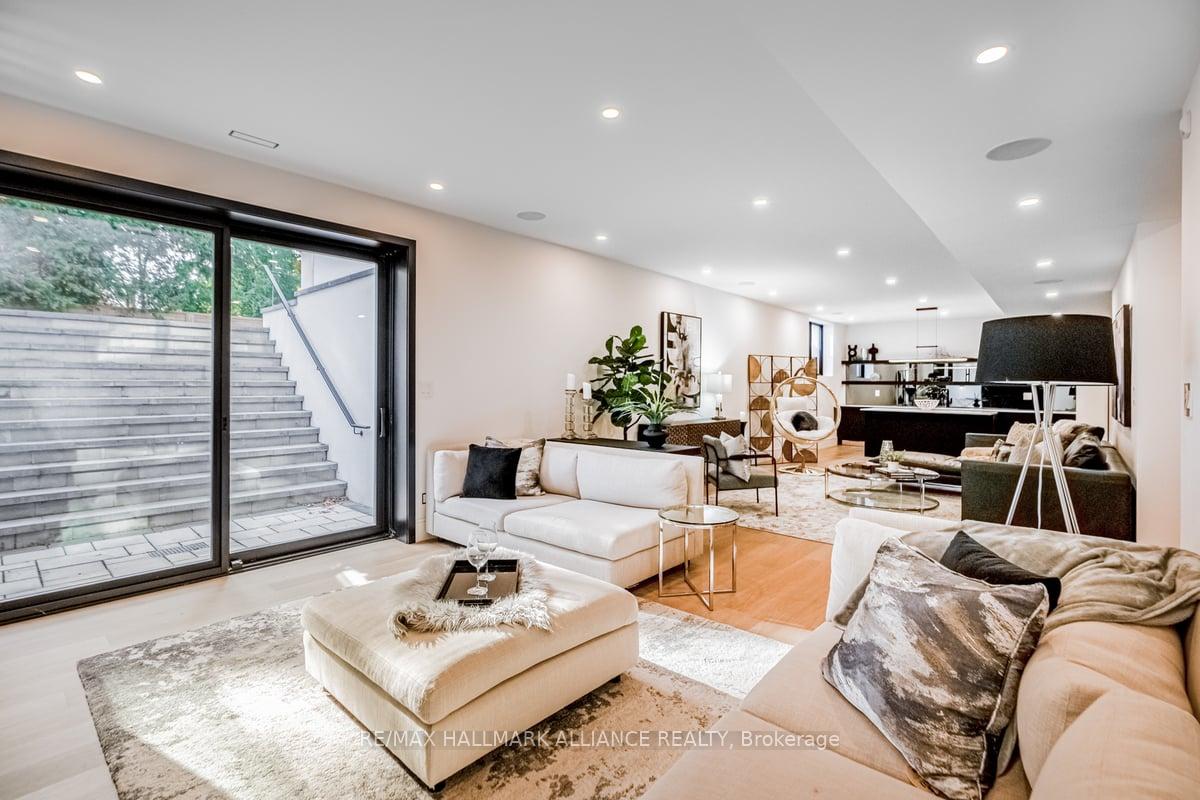 Photo 20 of 348 Winston Road, Oakville, West — HOMEH