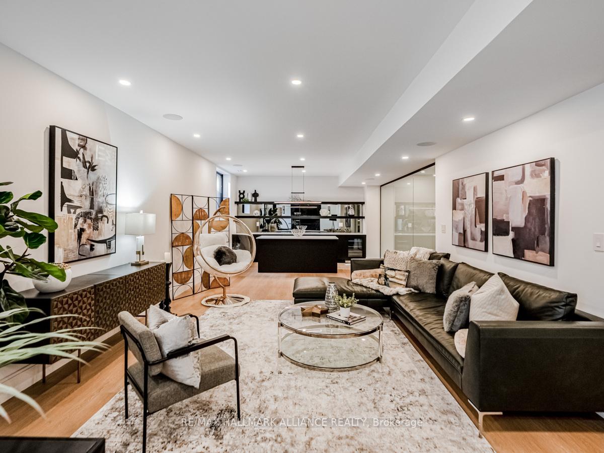 Photo 19 of 348 Winston Road, Oakville, West — HOMEH
